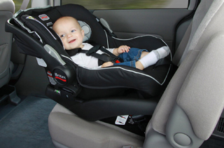 Правила перевозки грудных детей в автомобиле
